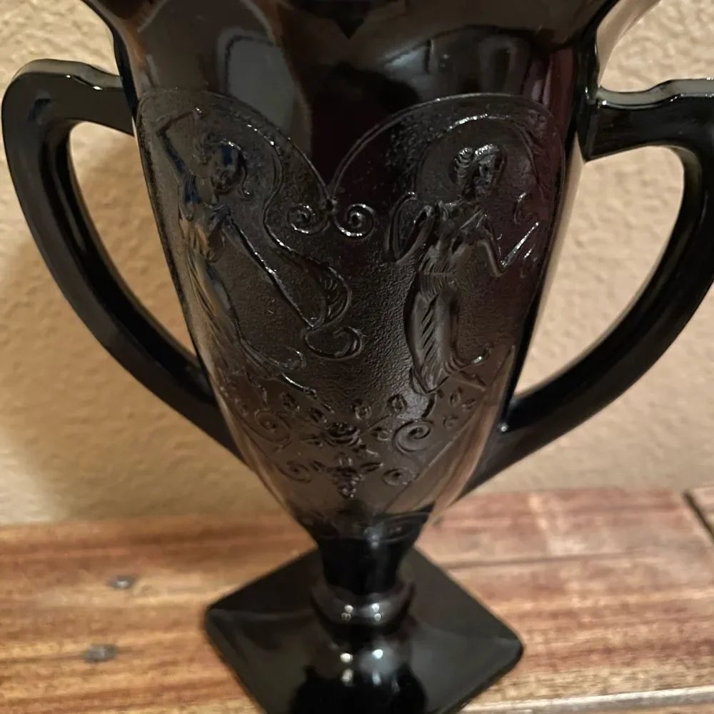 LE Smith 1930’s Dancing Nymph’s Amethyst Vase